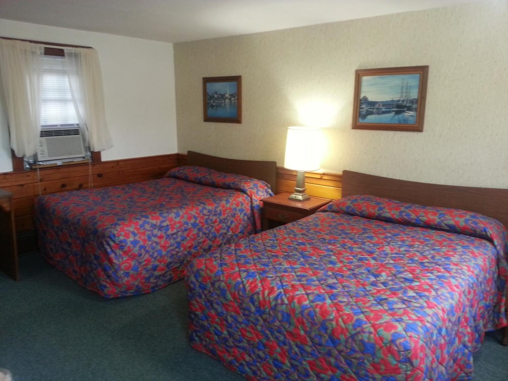 Bass River Motel - photo 19