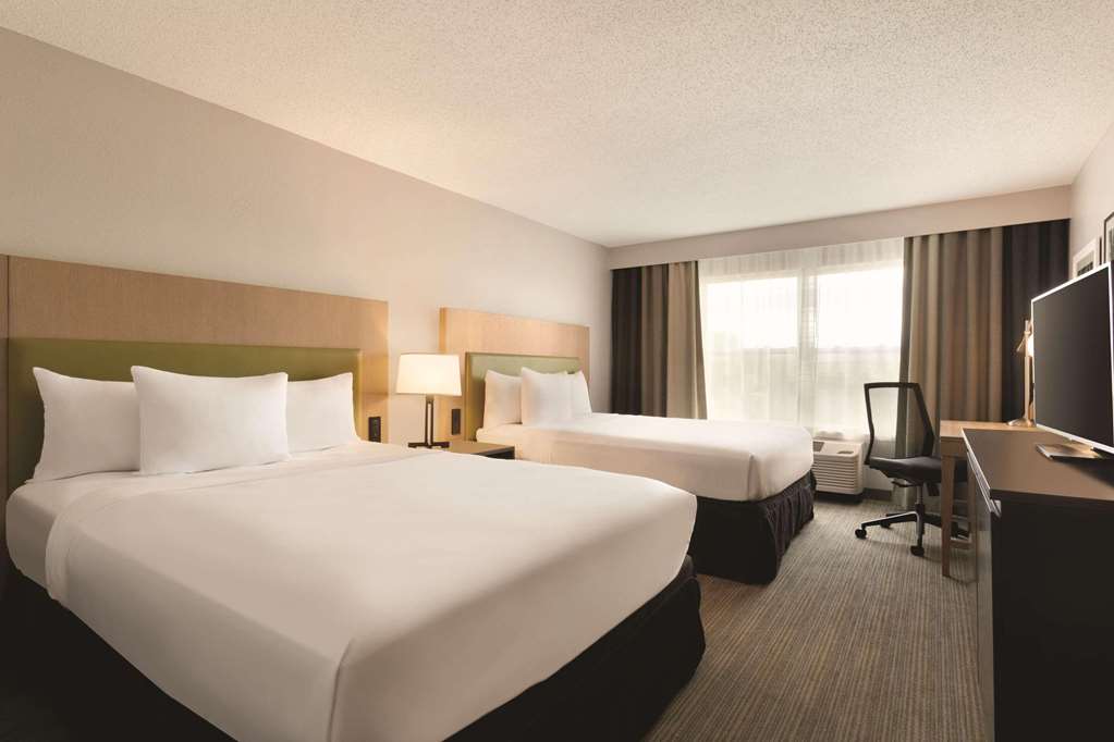 Country Inn & Suites by Radisson Brooklyn Park Brooklyn Center MN - photo 6