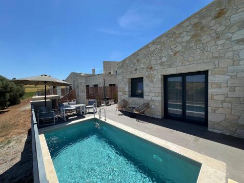 Exclusive New Villa with Private Pool 2br — 4-Star Luxury Hotel in Nea Fokaia, Greece