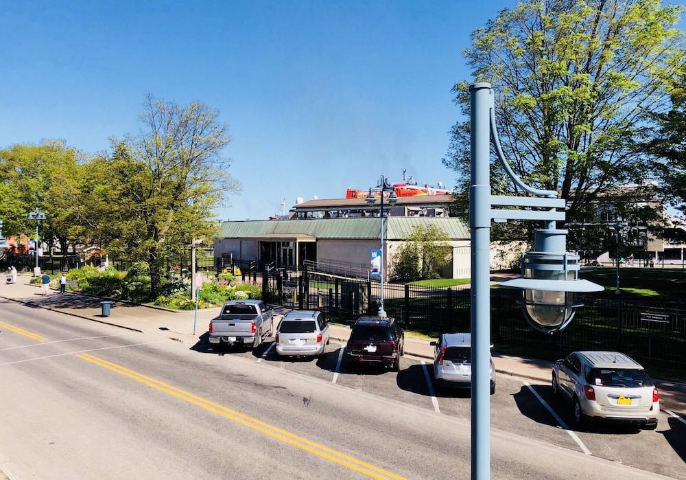Lockview Motel - photo 57