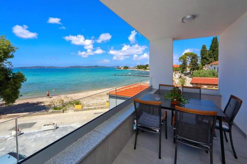 Apartmani Marina s pogledom Sukošan — 4-Star Luxury Hotel in Sukosan, Croatia