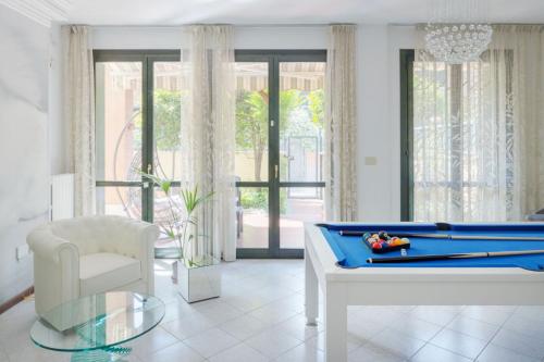 Casa Louise appartamento Don Bedetti — 4-Star Luxury Hotel in Bologna, Italy