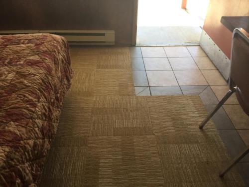 Towne Center Motel - photo 63