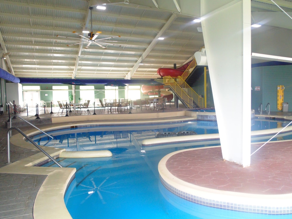 Lakeside Resort and Conference Center - photo 43