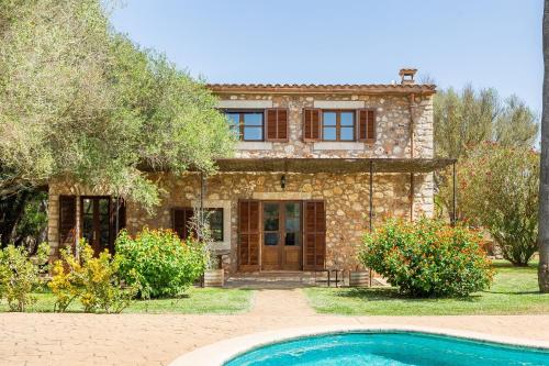 Mirabo ramonet in Felanitx, Spain