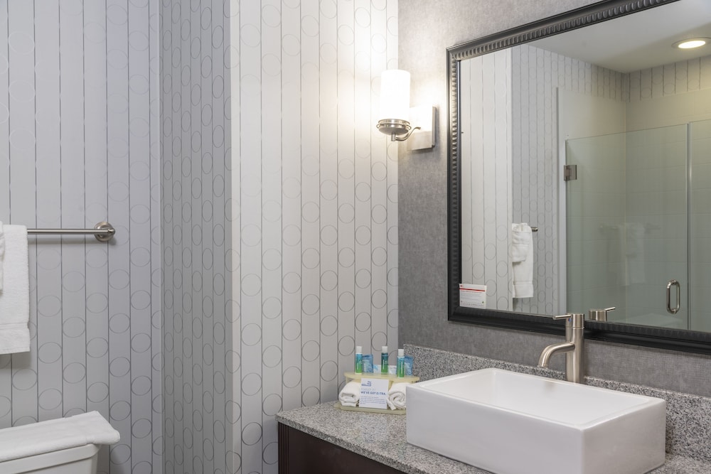 Holiday Inn Express Hotels & Suites Columbus Polaris Parkway by IHG - photo 28