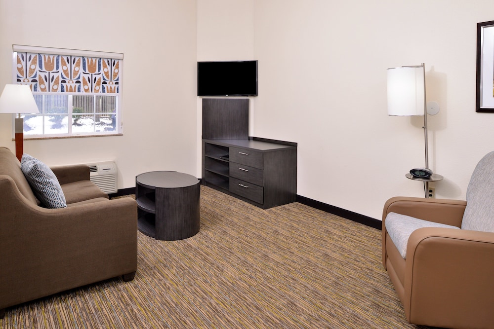 Candlewood Suites Winchester by IHG - photo 27
