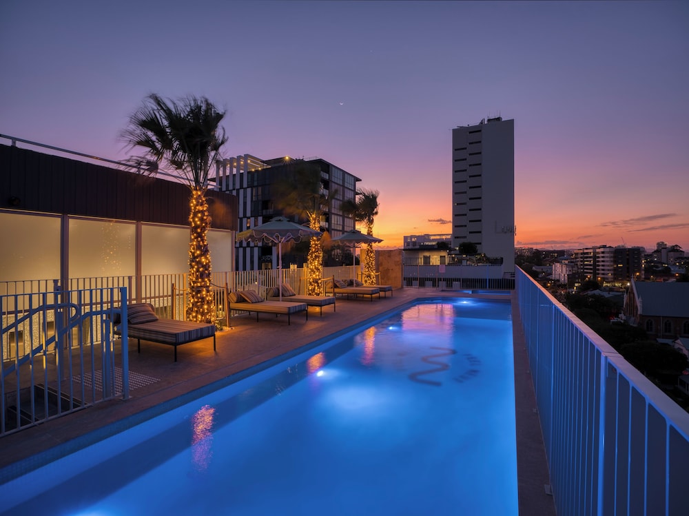 Rambla @ Story House — 4-Star Luxury Hotel in Kangaroo Point, Australia