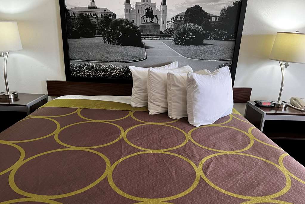 Super 8 by Wyndham Slidell - photo 32