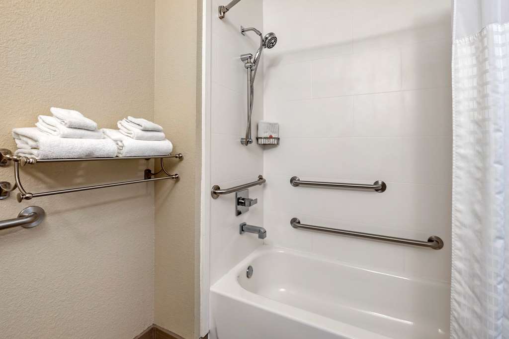 Comfort Inn La Porte - photo 12