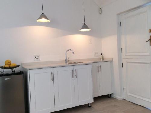 Cozy Private En Suite Studio