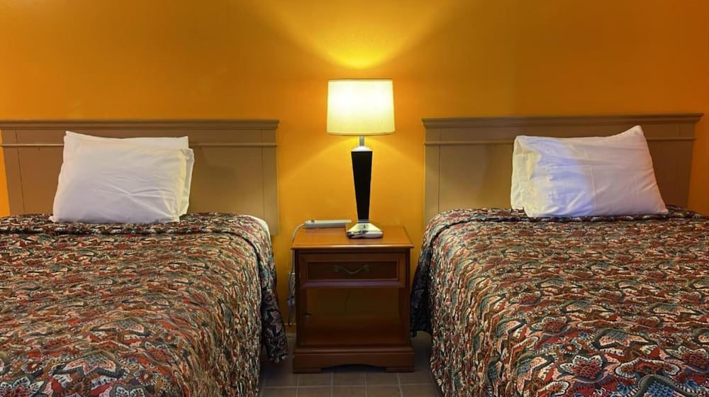 Lake Country Inn - photo 14