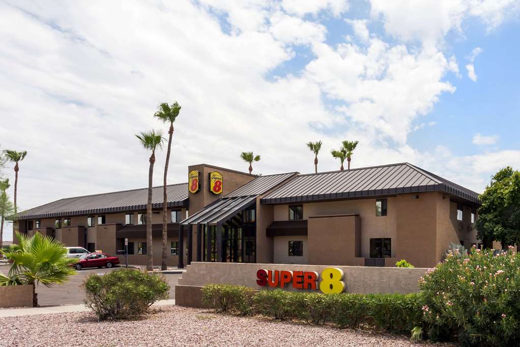Super 8 by Wyndham Chandler Phoenix - featured photo