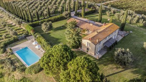 Villa Lotus Magliano — 4-Star Luxury Hotel in Magliano In Toscana, Italy