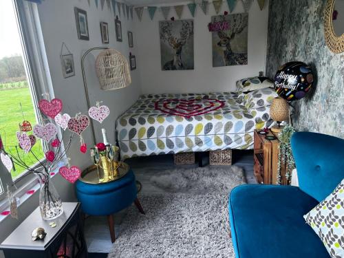Bothy hut - carbon neutral hotel in Tring