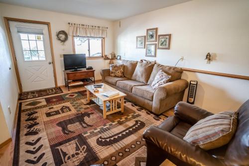 Bears Den Alaska Lodging - photo 17