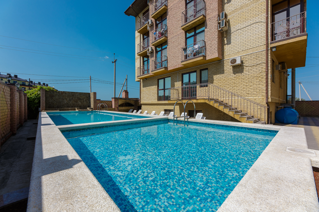 Plaza Hotel - last minute hotel in Vityazevo