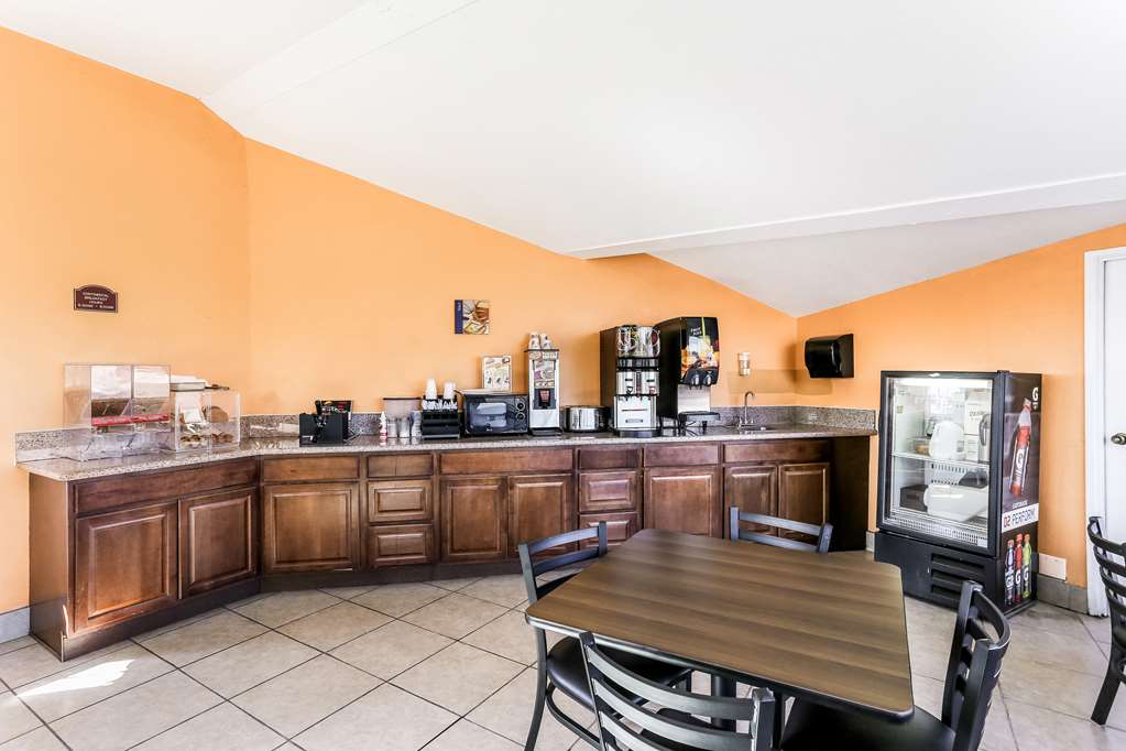 Americas Best Value Inn & Suites El Centro - photo 28