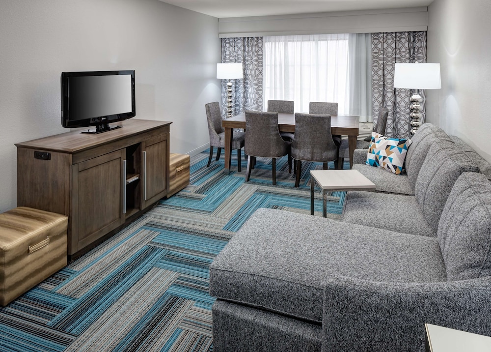 Hampton Inn San Diego Downtown - photo 20