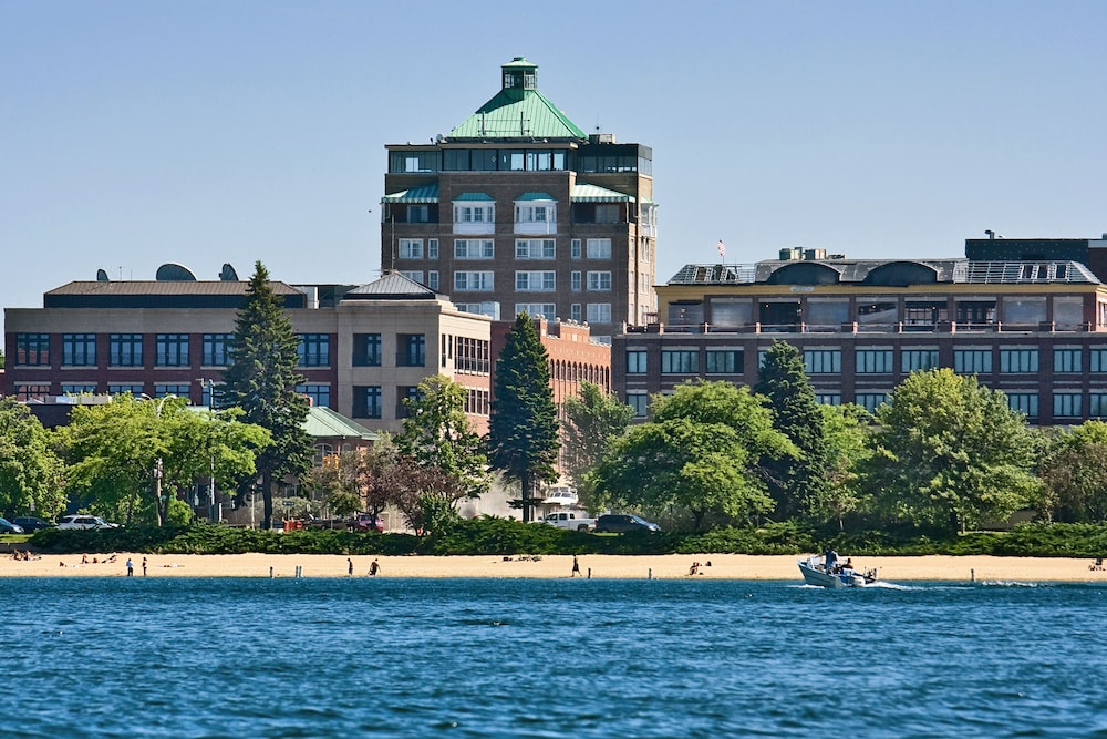 Park Place Hotel & Conference Center in Traverse City, United States