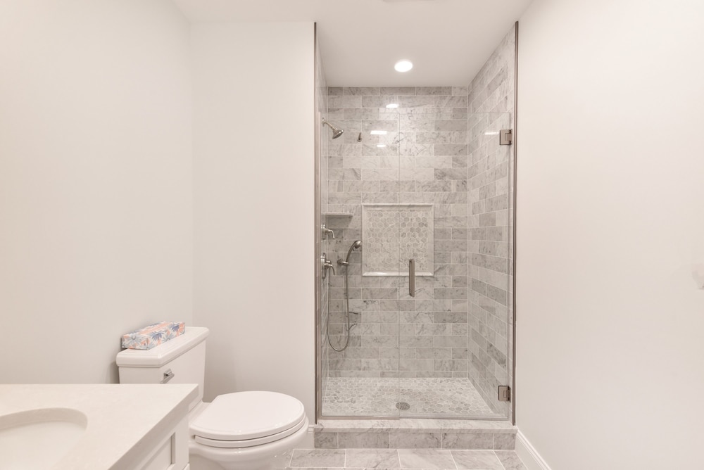 Global Luxury Suites at South Boston - photo 21