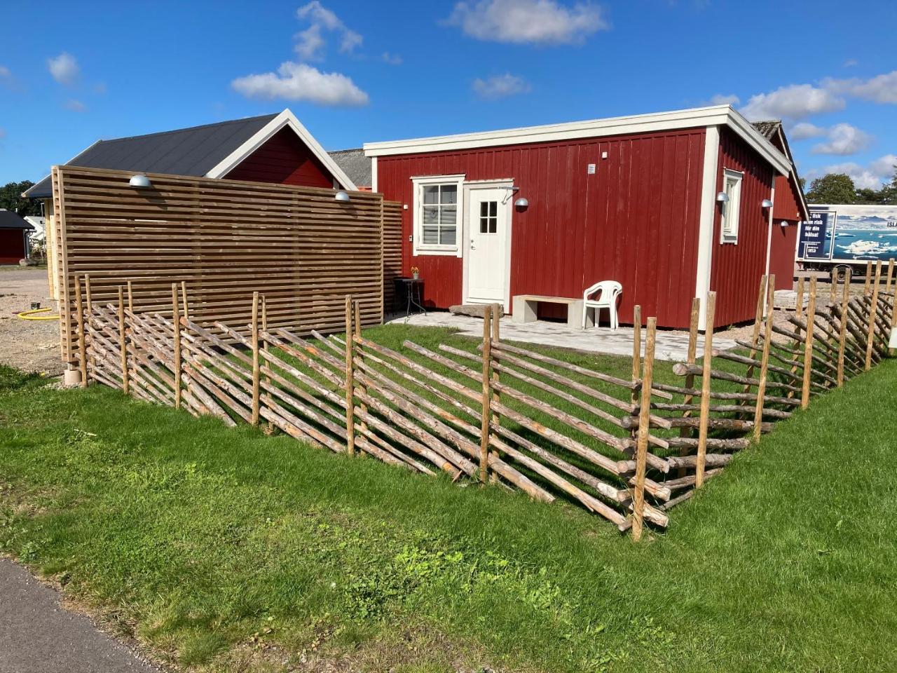 Smeakalles annex — 4-Star Luxury Hotel in Tvaaker, Sweden