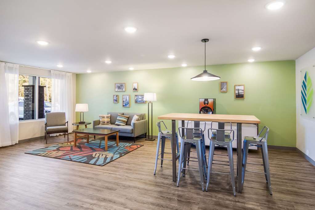 WoodSpring Suites Jacksonville Baymeadows - photo 8