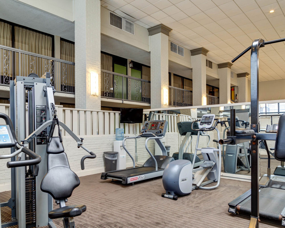 Clarion Inn & Suites Conference Center - photo 15