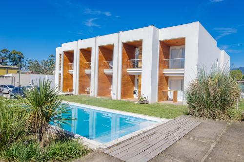Yerba Buena Lofts 2 Ambientes con Cochera — 4-Star Luxury Hotel in Yerba Buena, Argentina