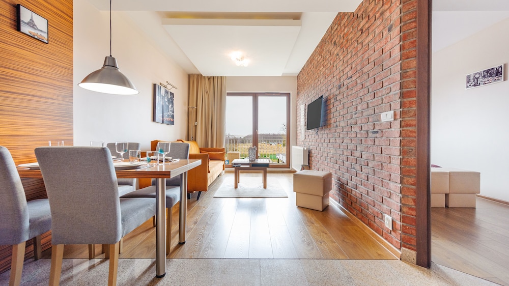 Apartament Motyl — 4-Star Luxury Hotel in Wladyslawowo, Poland