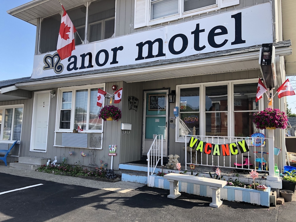 Manor Motel in Unknown City, Canada