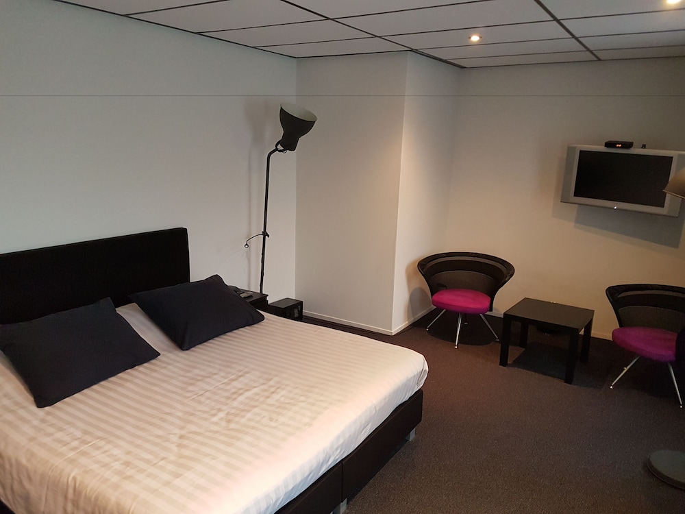 Parkstad City Hotel — hotel in Brunssum