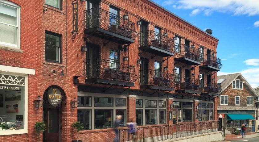 16 Bay View in Camden, United States