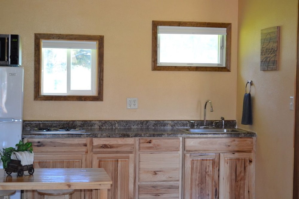 Black Elk Resort Cottages and RV Park - photo 13
