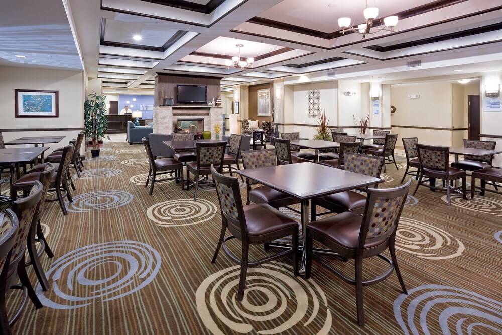 Holiday Inn Express Hotel & Suites Richfield by IHG - photo 37