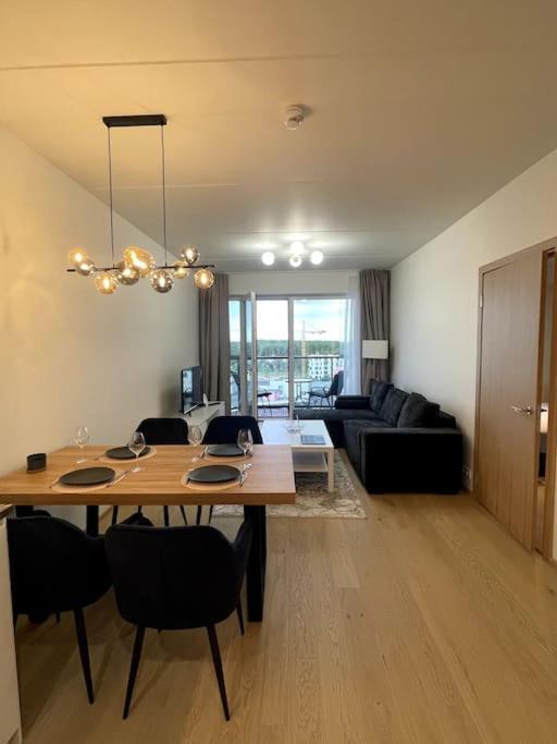 Skyresidence Luxury Apartment with City & Garden View