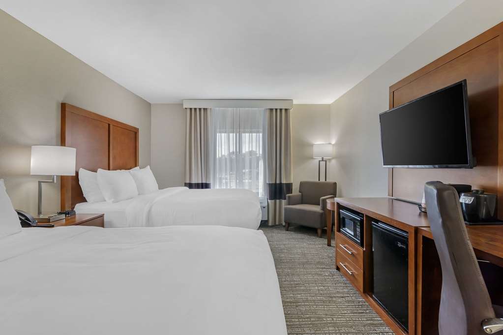 Comfort Inn & Suites Brunswick I 95 - photo 19