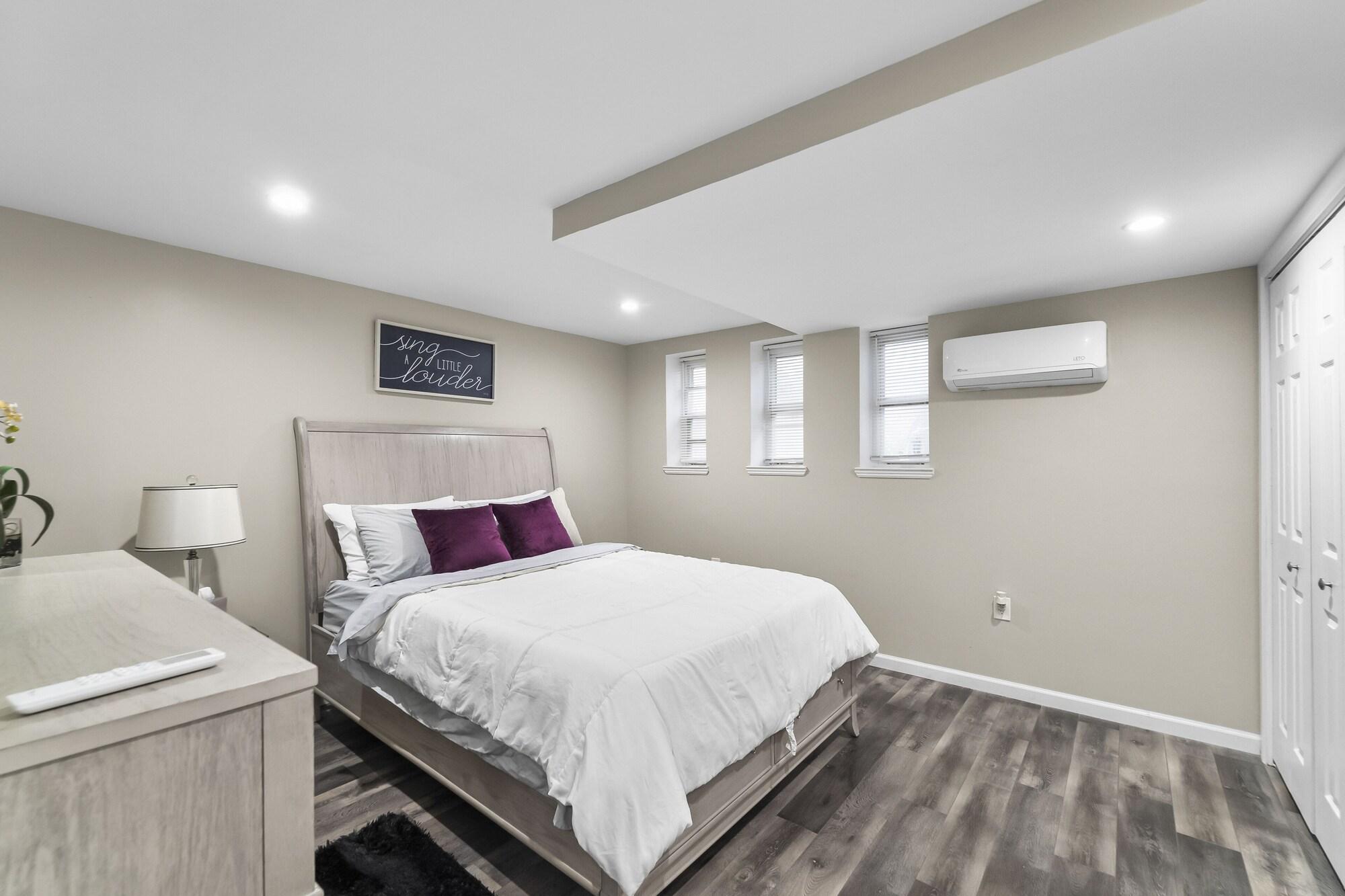 The Signature Suite — 4-Star Luxury Hotel in Silver Spring, United States
