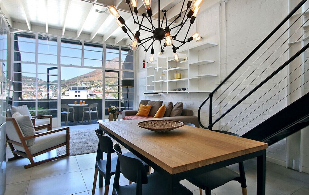 Manhattan Place