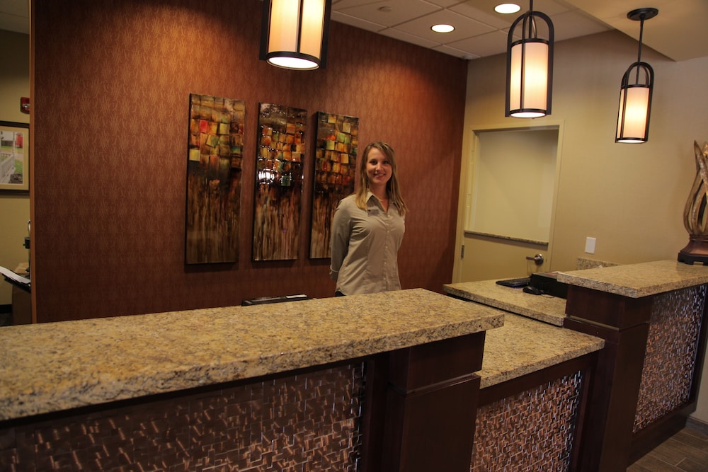 Little Missouri Inn & Suites - photo 2