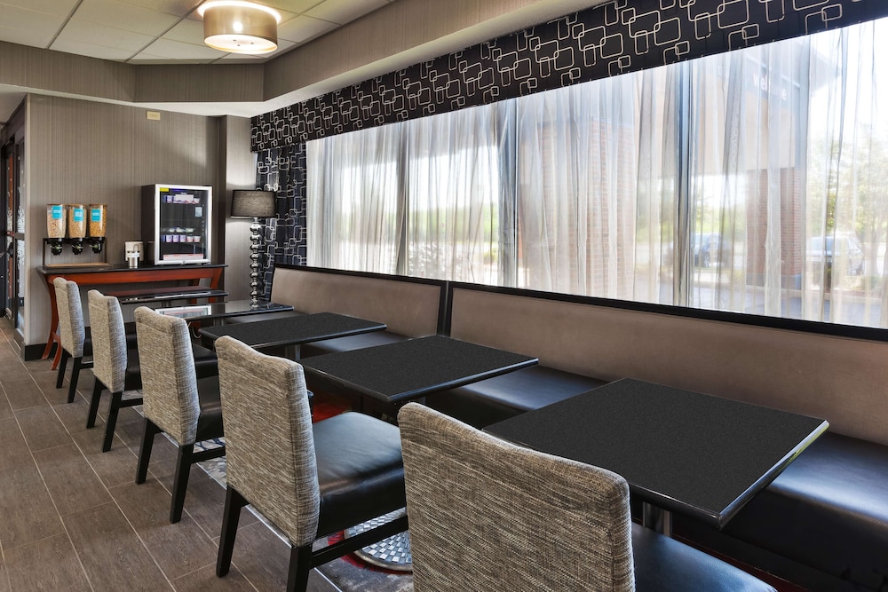 Hampton Inn Columbus Delaware I 71 North - photo 39
