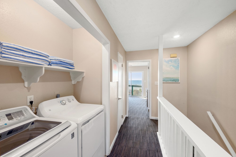 Sandpiper Beacon Beach Resort - photo 359