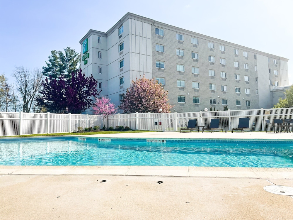 Holiday Inn Salem I 93 at Exit 2 by IHG - photo 24