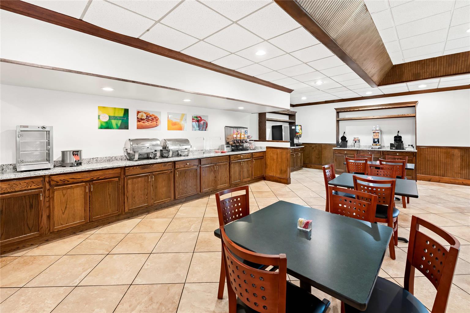 Quality Inn Dayton Airport - photo 35
