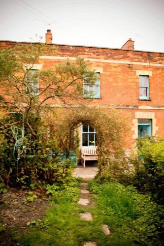 Moon In The Apple Tree in Glastonbury, United Kingdom