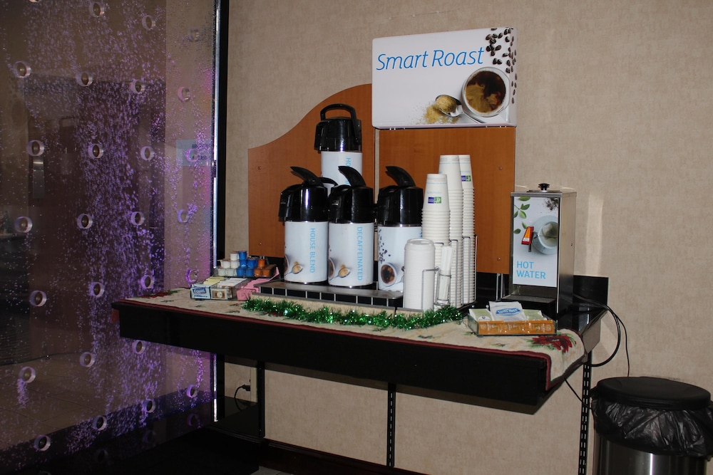Holiday Inn Express Kansas City Liberty by IHG - photo 6