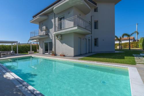 Villa Nigró — 4-Star Luxury Hotel in Siracusa, Italy