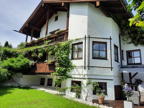 Fewo Auer — 4-Star Luxury Hotel in Bischofswiesen, Germany