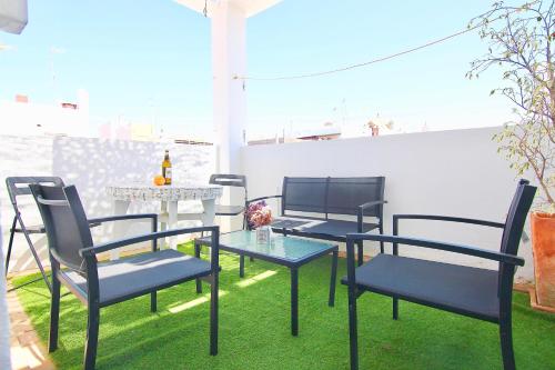 El Atico de las MARINAS free Parking by Cadiz4Rentals — 4-Star Luxury Hotel in Cadiz, Spain
