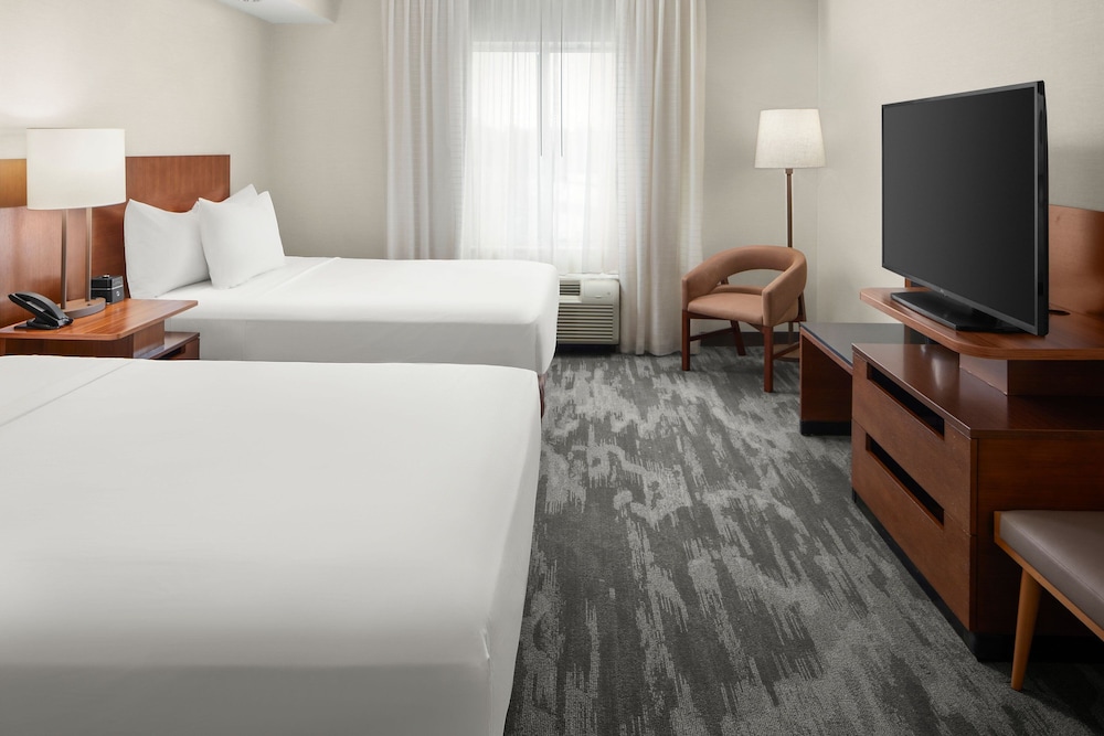 Fairfield Inn & Suites by Marriott Columbus OSU - photo 10
